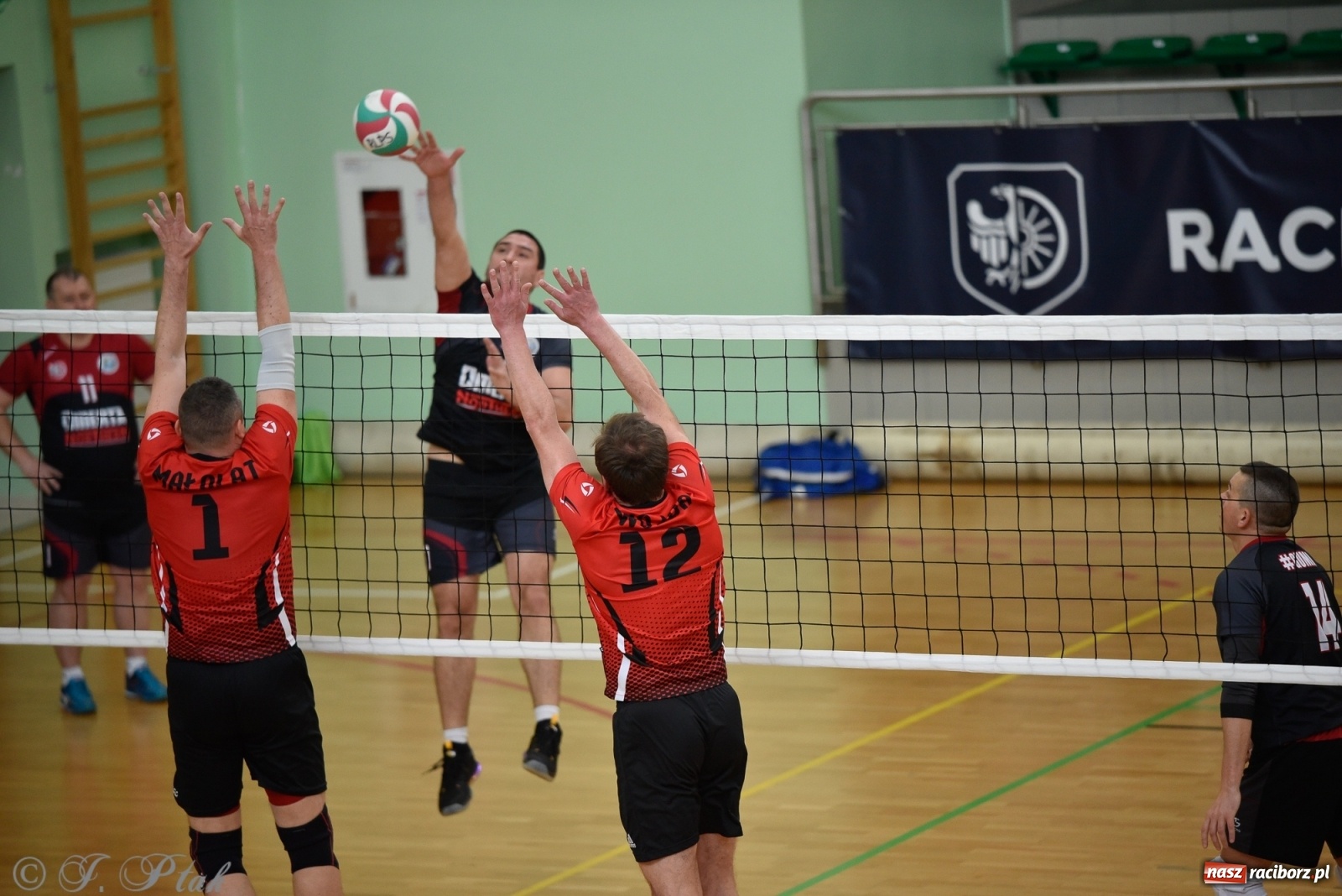 Zdjęcie w galerii na portalu naszraciborz.pl: RLPS. Niespodzianki i wygrane faworytów. Runda zasadnicza dobiegła końca [FOTO] wiadomości z regionu