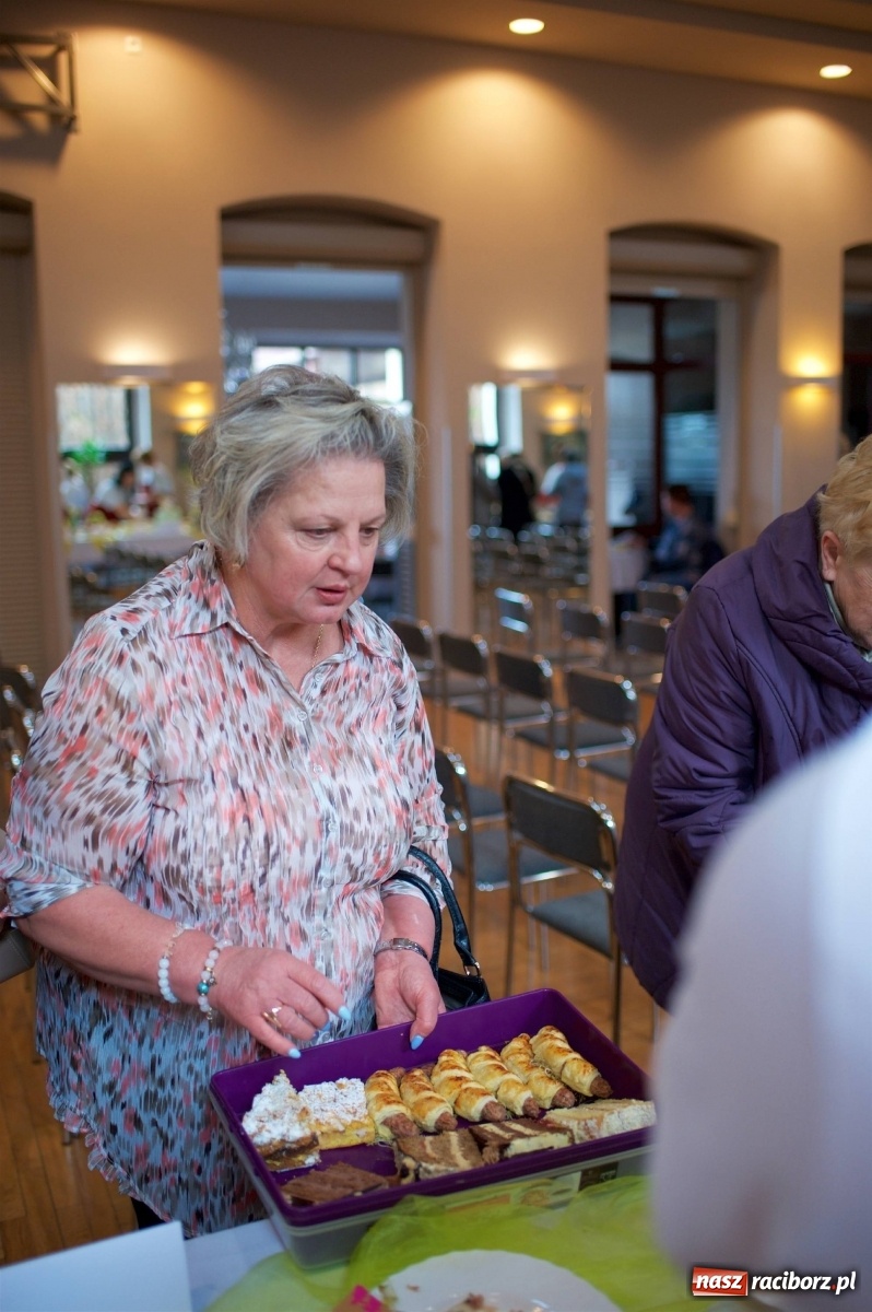 Zdjęcie w galerii na portalu naszraciborz.pl: Do Tworkowa wrócił kiermasz wielkanocny [FOTO i WIDEO] wiadomości z regionu