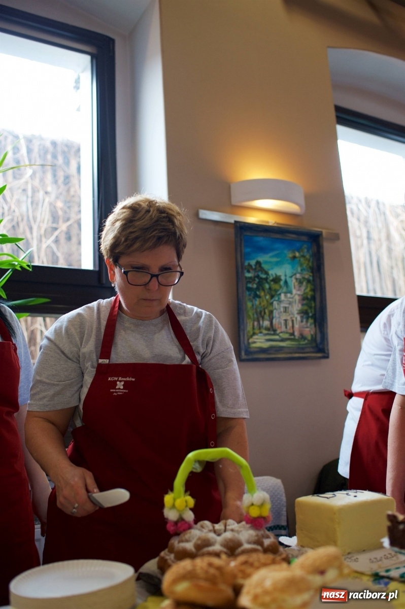 Zdjęcie w galerii na portalu naszraciborz.pl: Do Tworkowa wrócił kiermasz wielkanocny [FOTO i WIDEO] wiadomości z regionu