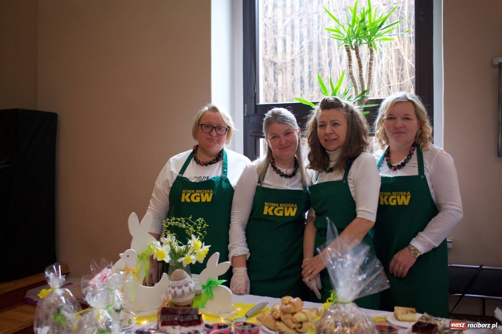 Zdjęcie w galerii na portalu naszraciborz.pl: Do Tworkowa wrócił kiermasz wielkanocny [FOTO i WIDEO] wiadomości z regionu