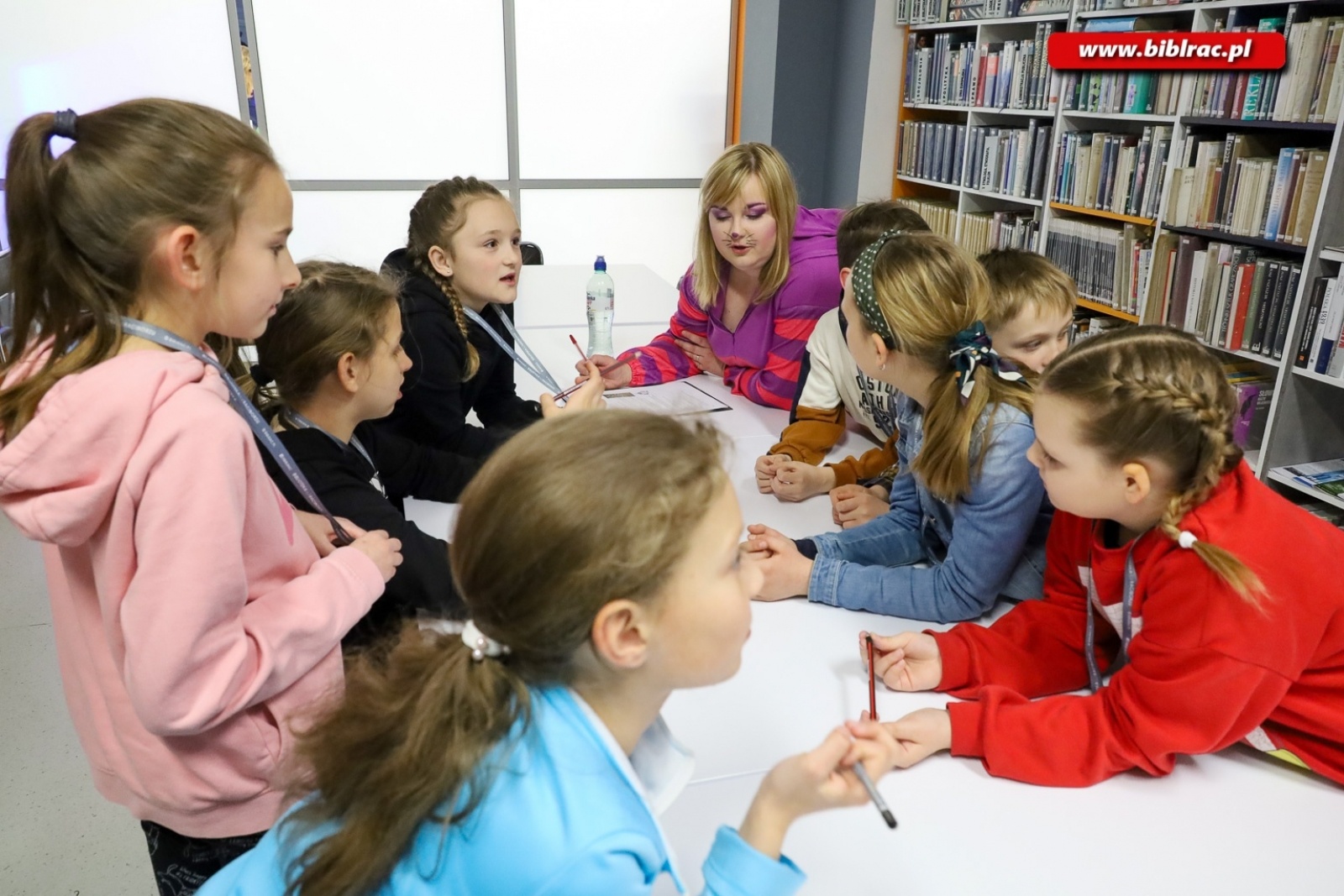 Zdjęcie w galerii na portalu naszraciborz.pl: 40 dzieci spędziło w książnicy noc w Krainie Czarów wiadomości z regionu