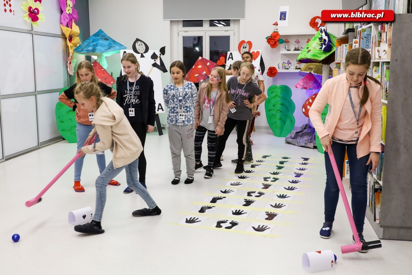 Zdjęcie w galerii na portalu naszraciborz.pl: 40 dzieci spędziło w książnicy noc w Krainie Czarów wiadomości z regionu