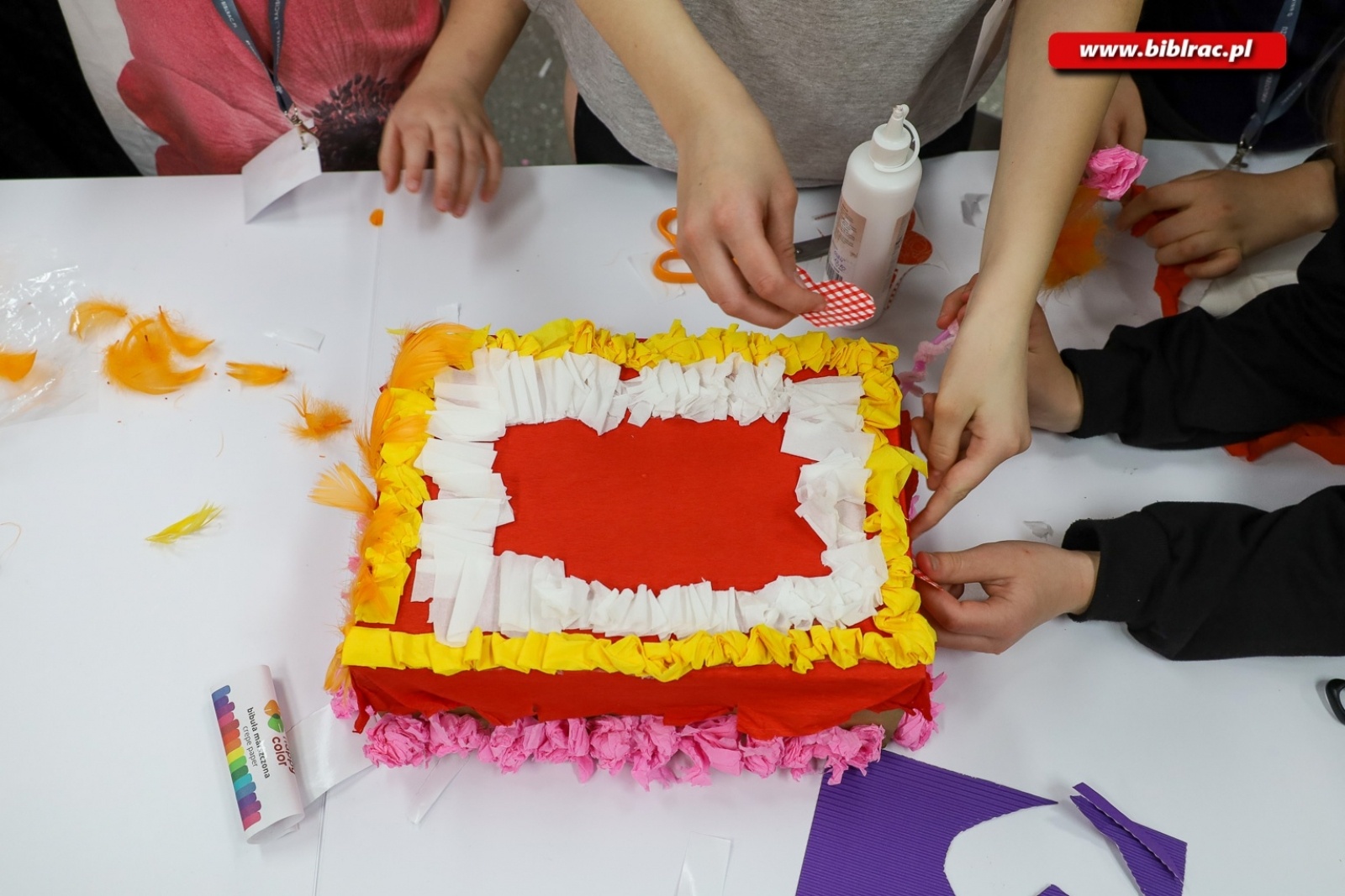 Zdjęcie w galerii na portalu naszraciborz.pl: 40 dzieci spędziło w książnicy noc w Krainie Czarów wiadomości z regionu