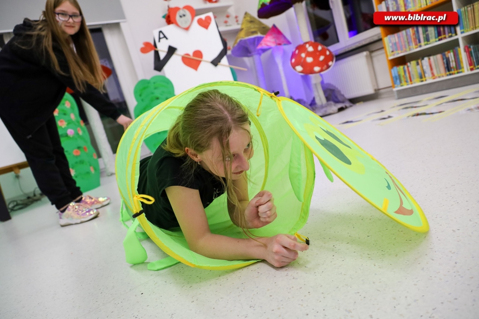 Zdjęcie w galerii na portalu naszraciborz.pl: 40 dzieci spędziło w książnicy noc w Krainie Czarów wiadomości z regionu