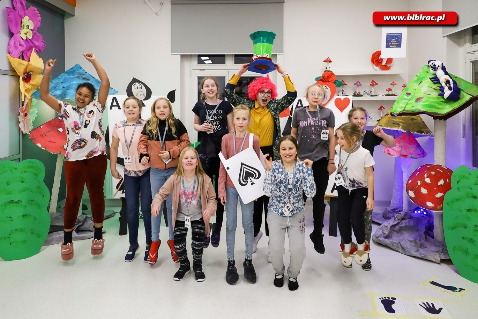 Zdjęcie w galerii na portalu naszraciborz.pl: 40 dzieci spędziło w książnicy noc w Krainie Czarów wiadomości z regionu