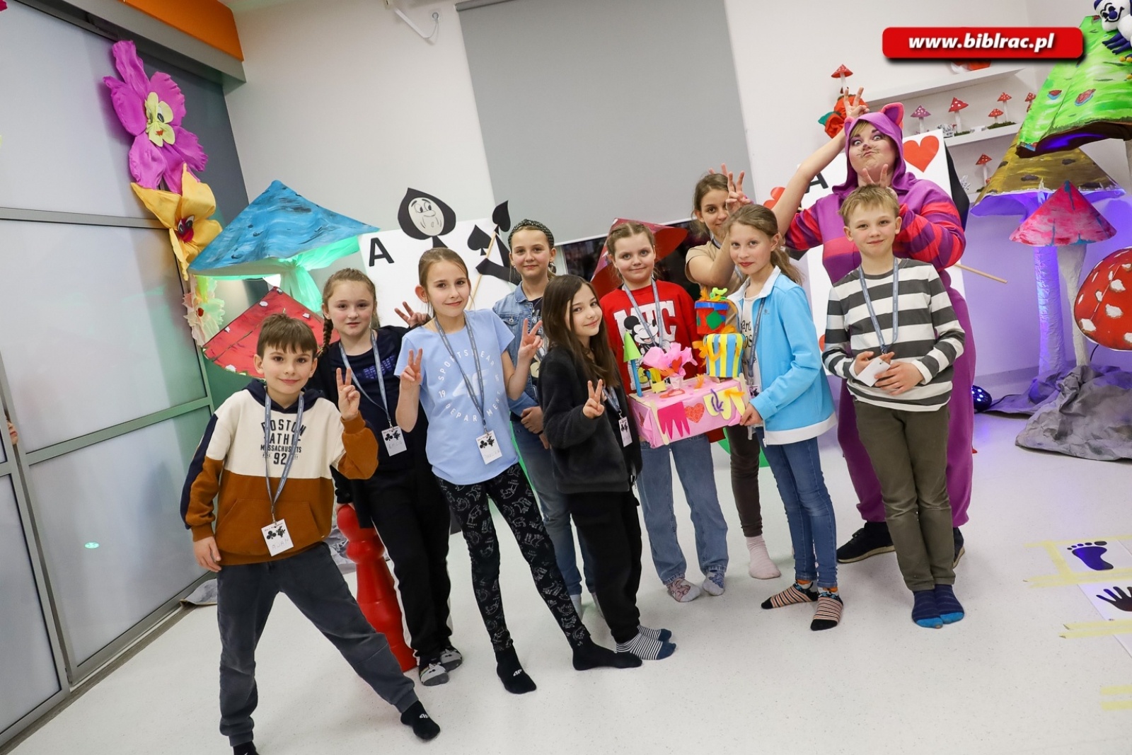 Zdjęcie w galerii na portalu naszraciborz.pl: 40 dzieci spędziło w książnicy noc w Krainie Czarów wiadomości z regionu