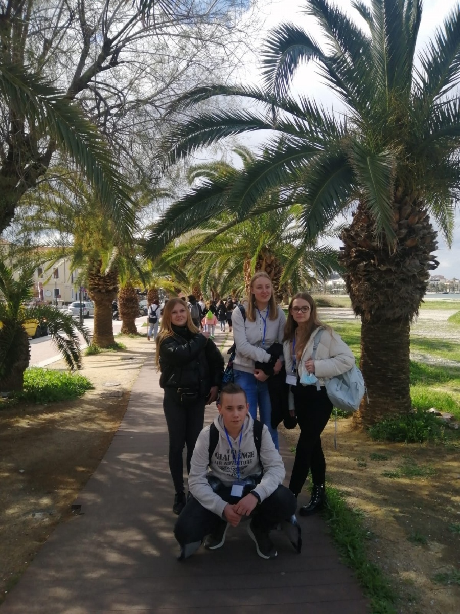 Zdjęcie w galerii na portalu naszraciborz.pl: Uczniowie z Bieńkowic debatują w Grecji wiadomości z regionu