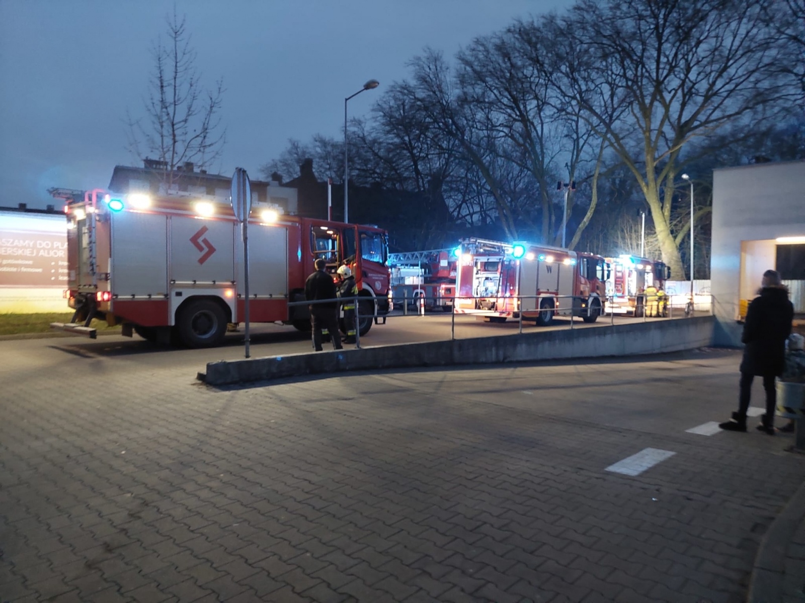 Zdjęcie w galerii na portalu naszraciborz.pl: To kiedyś pójdzie całe z dymem! Kolejny pożar na Bema wiadomości z regionu