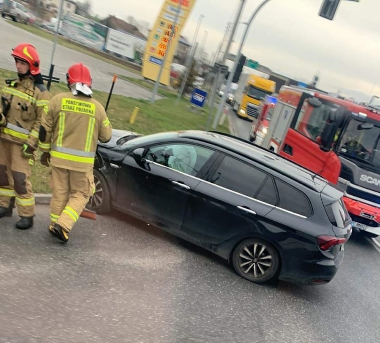 Zdjęcie w galerii na portalu naszraciborz.pl: Tak kończy się ignorowanie czerwonego światła wiadomości z regionu