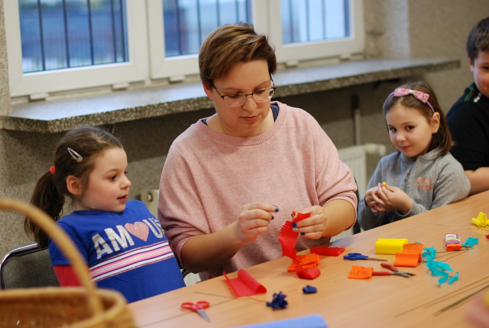 Zdjęcie w galerii na portalu naszraciborz.pl: Międzynarodowe warsztaty tworzenia palm wielkanocnych w Nędzy [FOTO] wiadomości z regionu