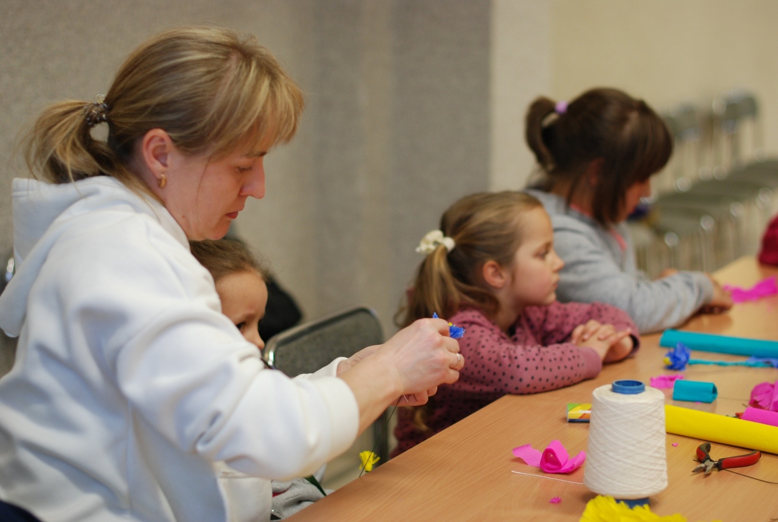 Zdjęcie w galerii na portalu naszraciborz.pl: Międzynarodowe warsztaty tworzenia palm wielkanocnych w Nędzy [FOTO] wiadomości z regionu