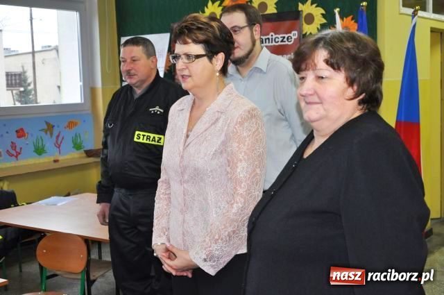 Zdjęcie w galerii na portalu naszraciborz.pl: Nowy system nie ma przed nimi tajemnic wiadomości z regionu