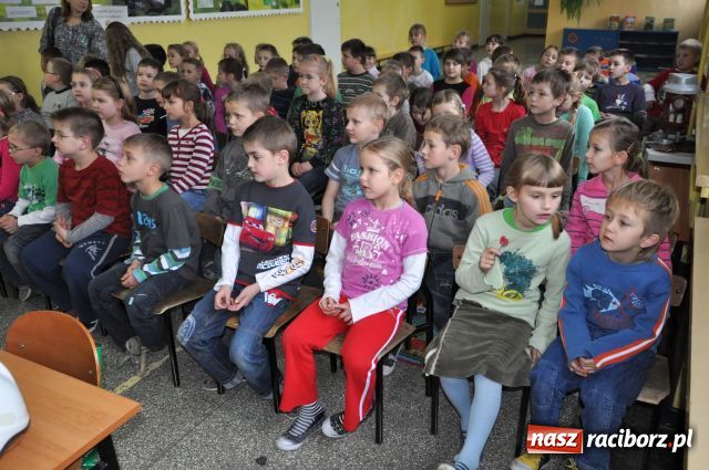 Zdjęcie w galerii na portalu naszraciborz.pl: Nowy system nie ma przed nimi tajemnic wiadomości z regionu