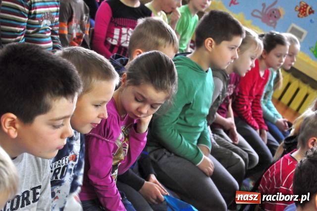 Zdjęcie w galerii na portalu naszraciborz.pl: Nowy system nie ma przed nimi tajemnic wiadomości z regionu