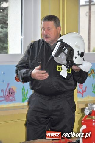 Zdjęcie w galerii na portalu naszraciborz.pl: Nowy system nie ma przed nimi tajemnic wiadomości z regionu