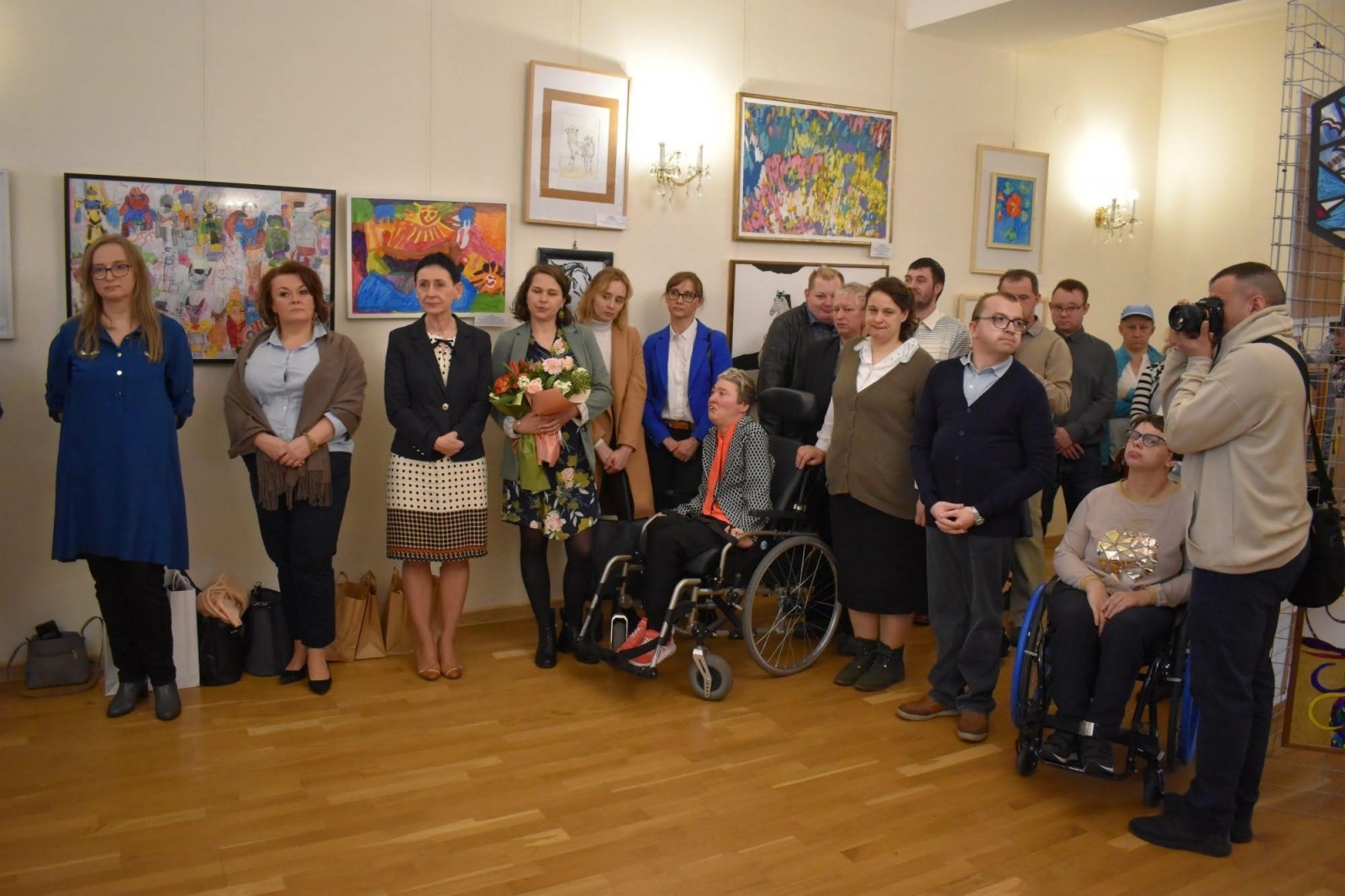 Zdjęcie w galerii na portalu naszraciborz.pl: To, co kocham - wernisaż wystawy na Zamku Piastowskim wiadomości z regionu