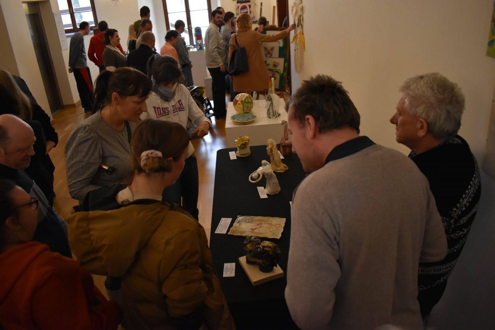 Zdjęcie w galerii na portalu naszraciborz.pl: To, co kocham - wernisaż wystawy na Zamku Piastowskim wiadomości z regionu