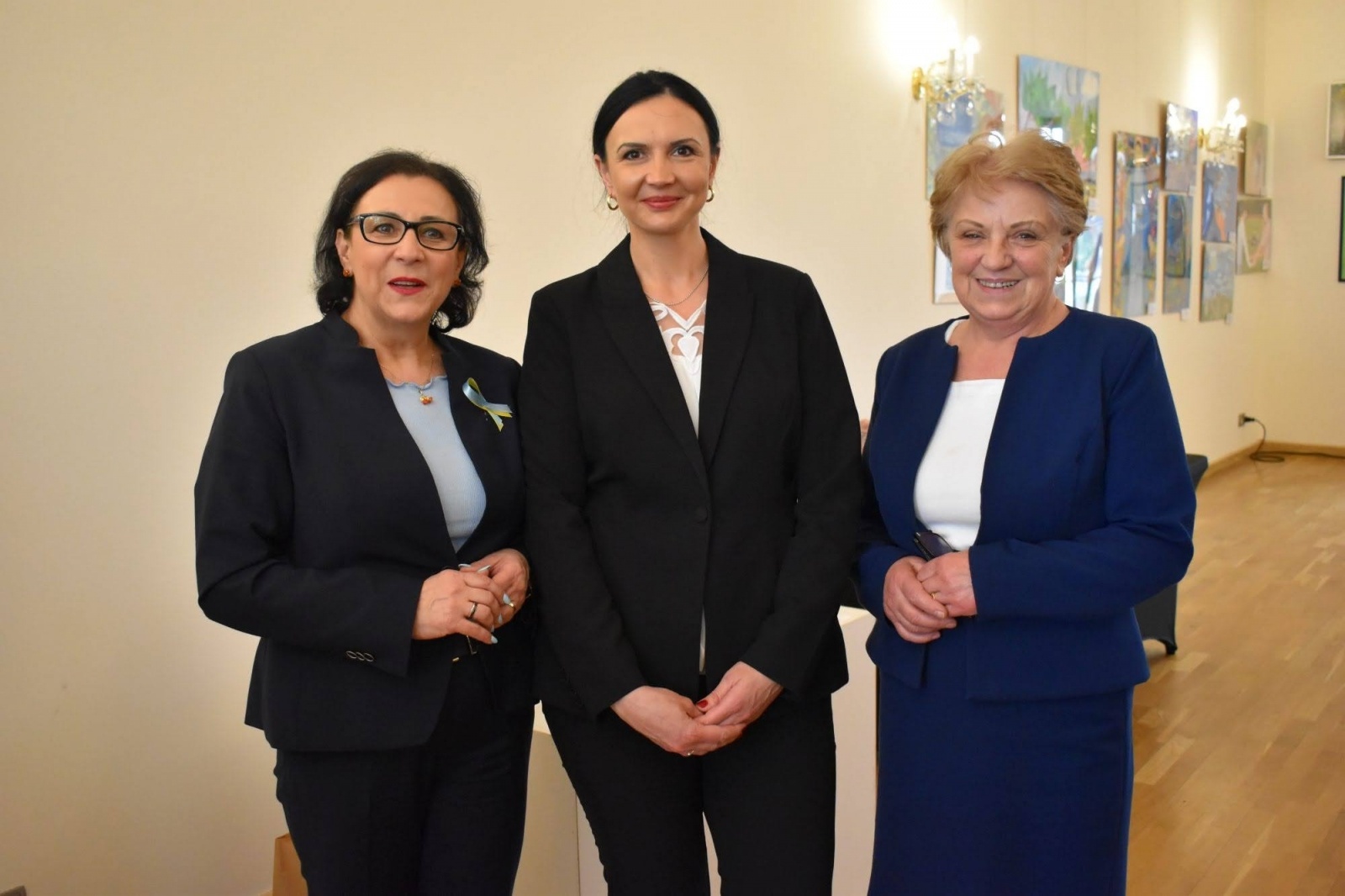 Zdjęcie w galerii na portalu naszraciborz.pl: To, co kocham - wernisaż wystawy na Zamku Piastowskim wiadomości z regionu