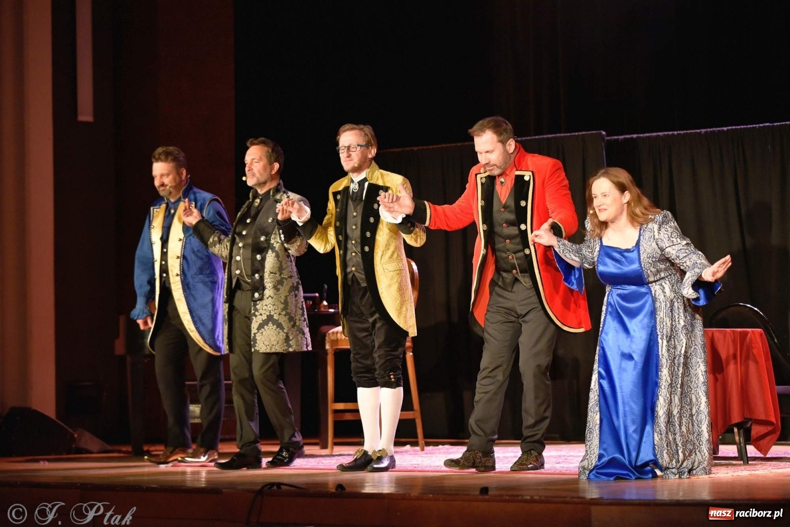 Zdjęcie w galerii na portalu naszraciborz.pl: Klasycy dobrego humoru wrócili do Raciborza [FOTO] wiadomości z regionu