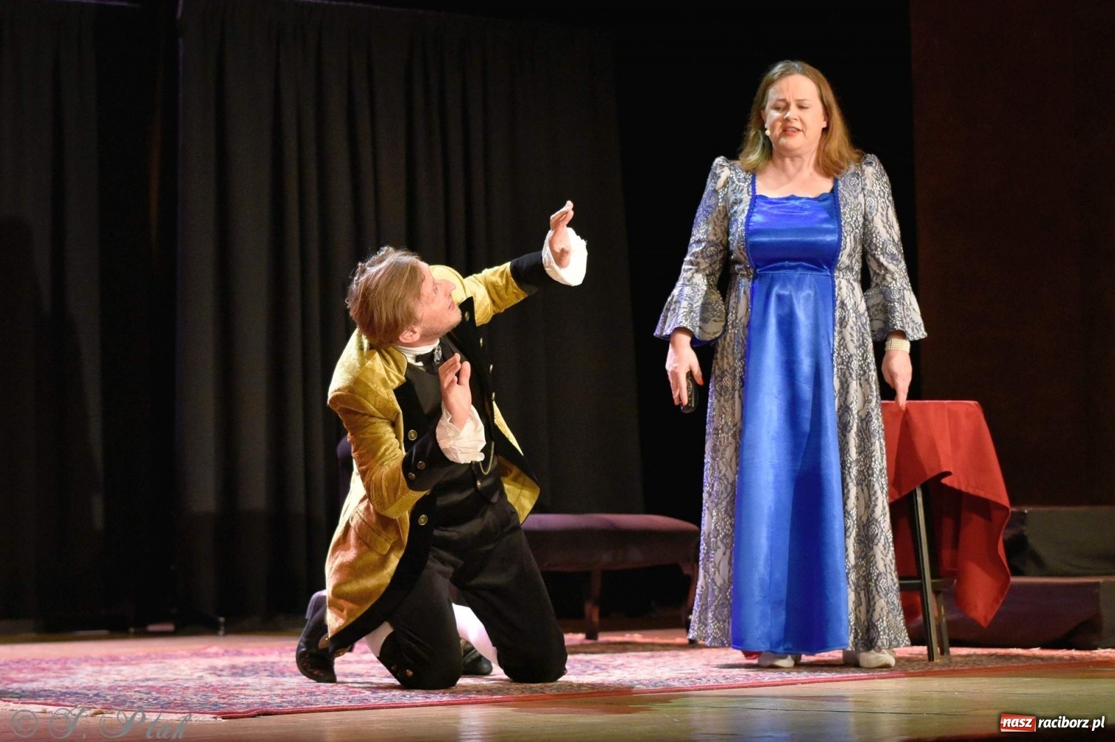 Zdjęcie w galerii na portalu naszraciborz.pl: Klasycy dobrego humoru wrócili do Raciborza [FOTO] wiadomości z regionu