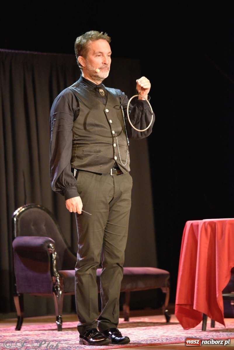 Zdjęcie w galerii na portalu naszraciborz.pl: Klasycy dobrego humoru wrócili do Raciborza [FOTO] wiadomości z regionu