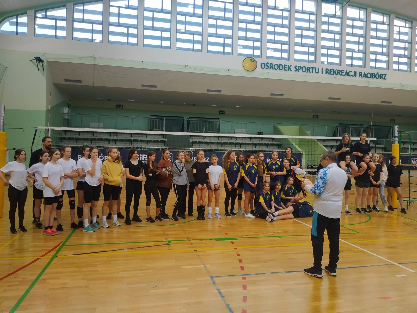Zdjęcie w galerii na portalu naszraciborz.pl: SP 18 najlepsza w finale miejskim siatkówki wiadomości z regionu