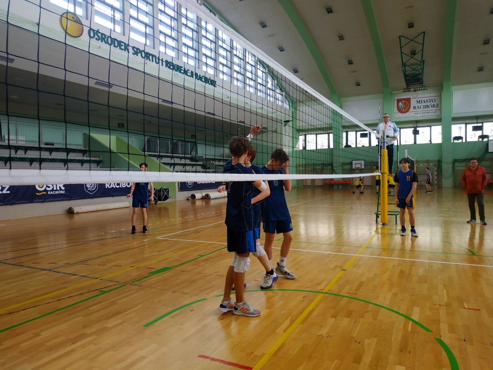 Zdjęcie w galerii na portalu naszraciborz.pl: Miejski finał siatkówki chłopców. Kto wygrał? wiadomości z regionu