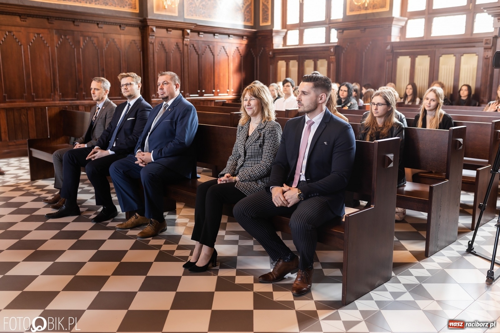Zdjęcie w galerii na portalu naszraciborz.pl: W sądzie przy Wojska Polskiego otwarto Centrum Edukacji Prawnej [FOTO i WIDEO] wiadomości z regionu