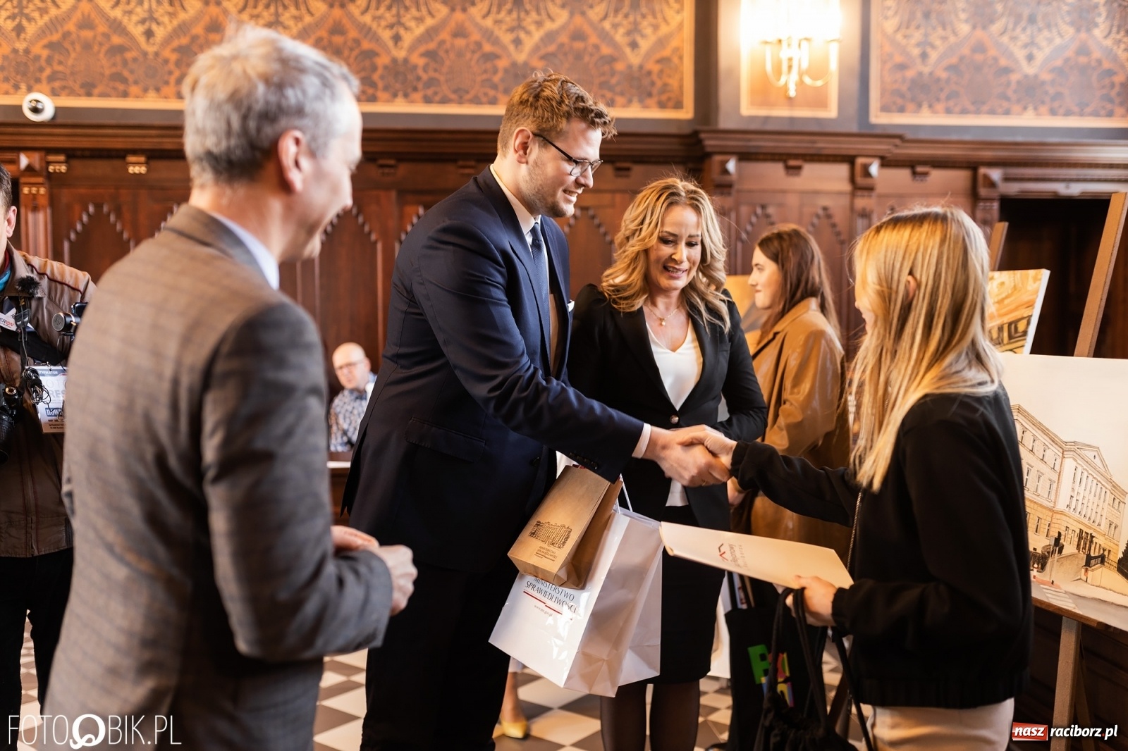 Zdjęcie w galerii na portalu naszraciborz.pl: W sądzie przy Wojska Polskiego otwarto Centrum Edukacji Prawnej [FOTO i WIDEO] wiadomości z regionu