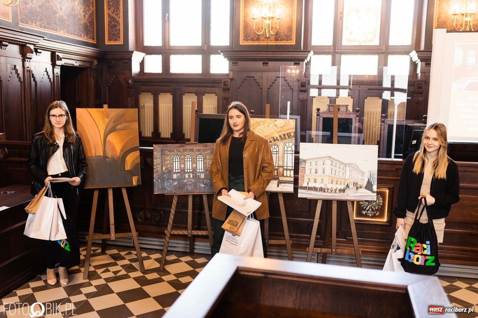 Zdjęcie w galerii na portalu naszraciborz.pl: W sądzie przy Wojska Polskiego otwarto Centrum Edukacji Prawnej [FOTO i WIDEO] wiadomości z regionu