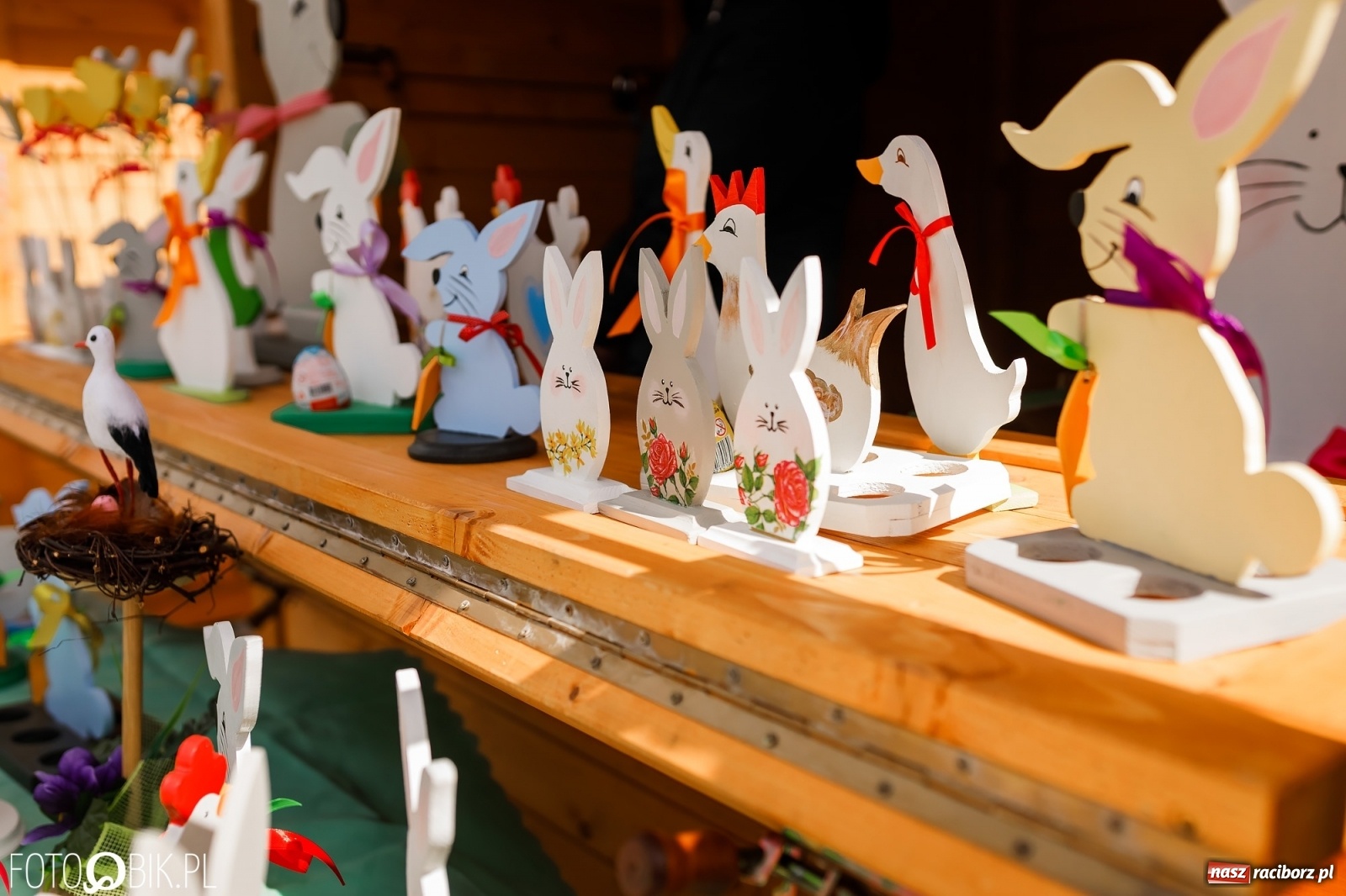 Zdjęcie w galerii na portalu naszraciborz.pl: Ruszył wiosenny raciborski jarmark wielkanocny [SPACER WIDEO] wiadomości z regionu