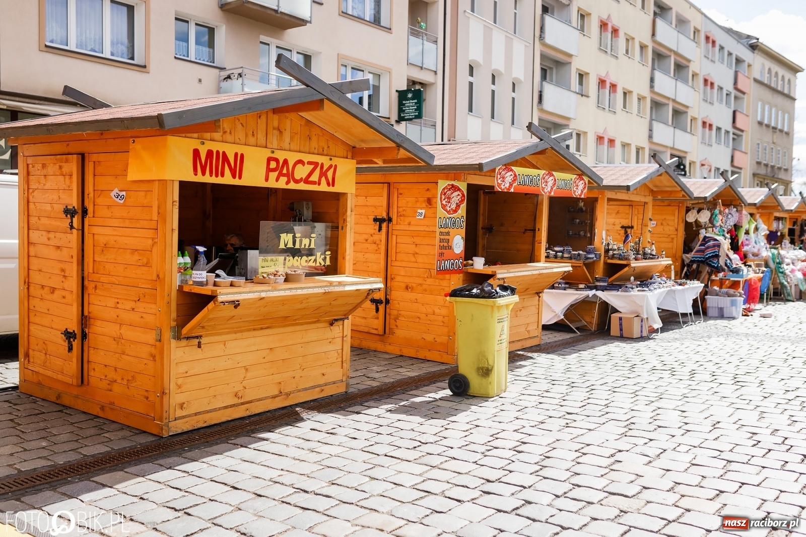 Zdjęcie w galerii na portalu naszraciborz.pl: Ruszył wiosenny raciborski jarmark wielkanocny [SPACER WIDEO] wiadomości z regionu