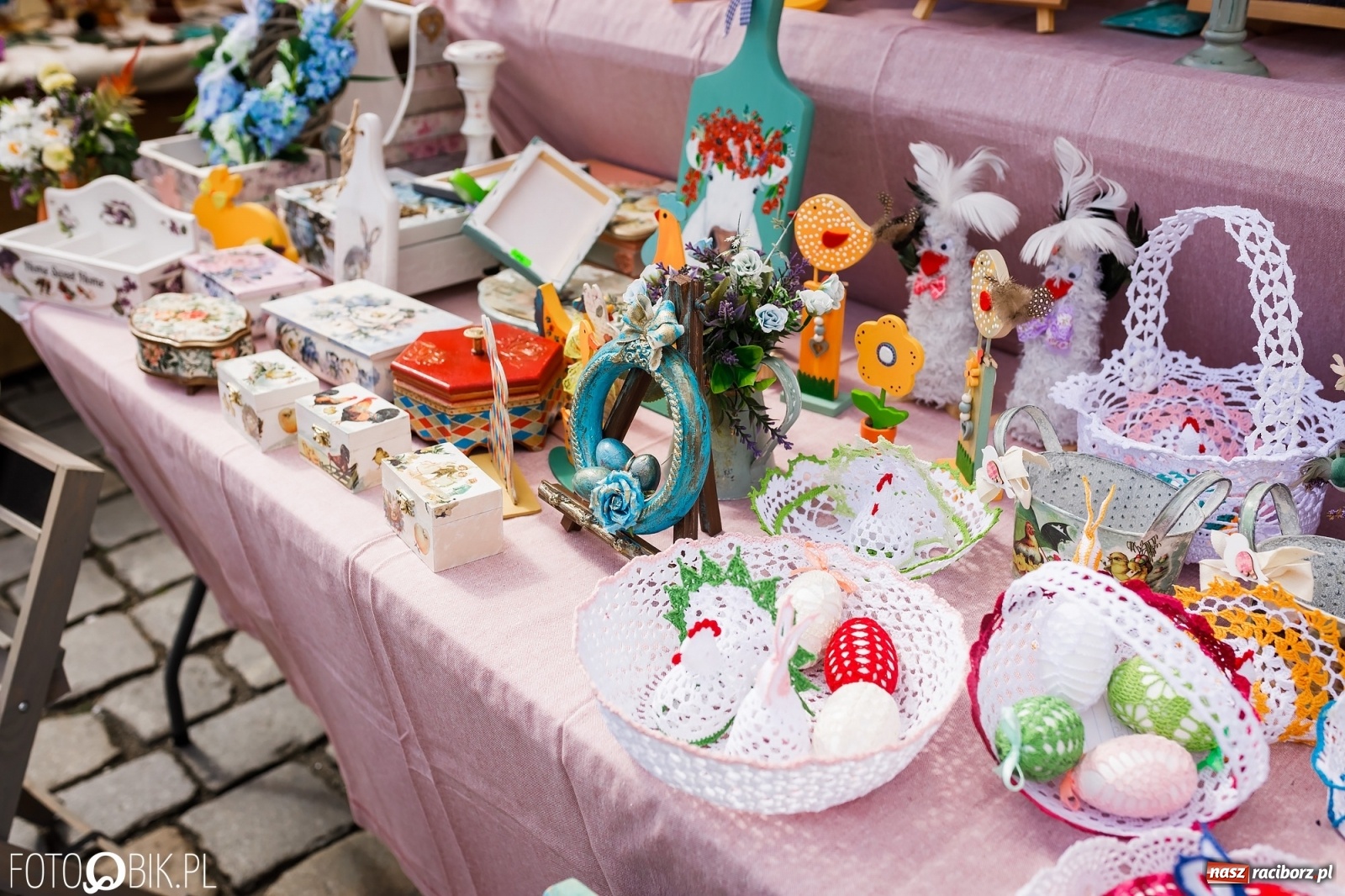 Zdjęcie w galerii na portalu naszraciborz.pl: Ruszył wiosenny raciborski jarmark wielkanocny [SPACER WIDEO] wiadomości z regionu