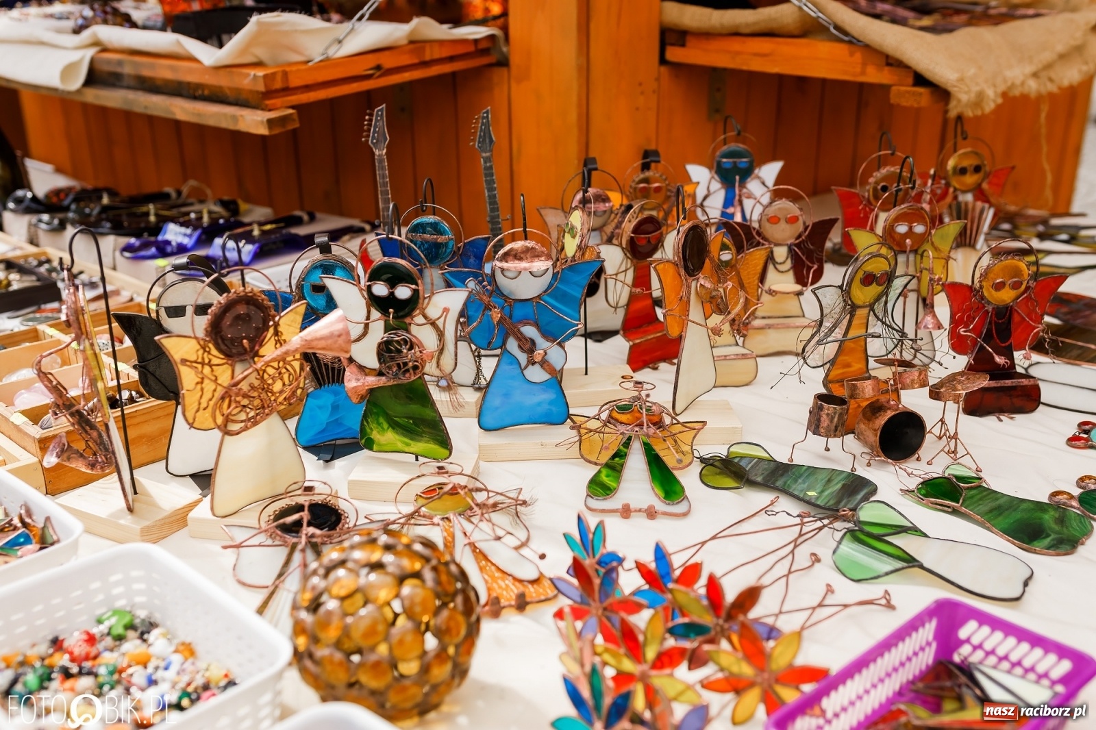 Zdjęcie w galerii na portalu naszraciborz.pl: Ruszył wiosenny raciborski jarmark wielkanocny [SPACER WIDEO] wiadomości z regionu