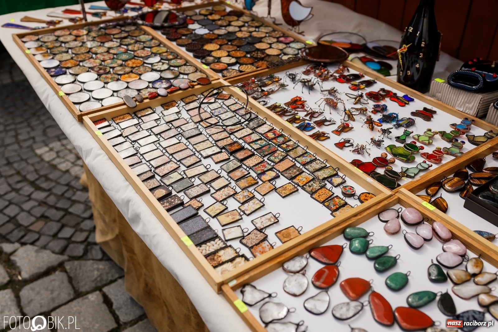 Zdjęcie w galerii na portalu naszraciborz.pl: Ruszył wiosenny raciborski jarmark wielkanocny [SPACER WIDEO] wiadomości z regionu