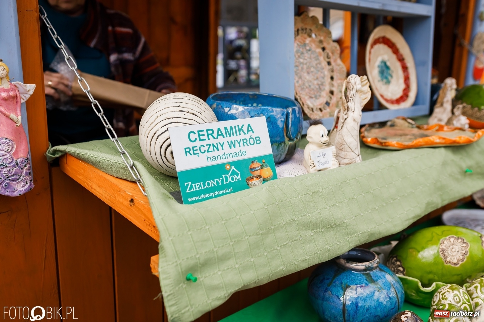 Zdjęcie w galerii na portalu naszraciborz.pl: Ruszył wiosenny raciborski jarmark wielkanocny [SPACER WIDEO] wiadomości z regionu