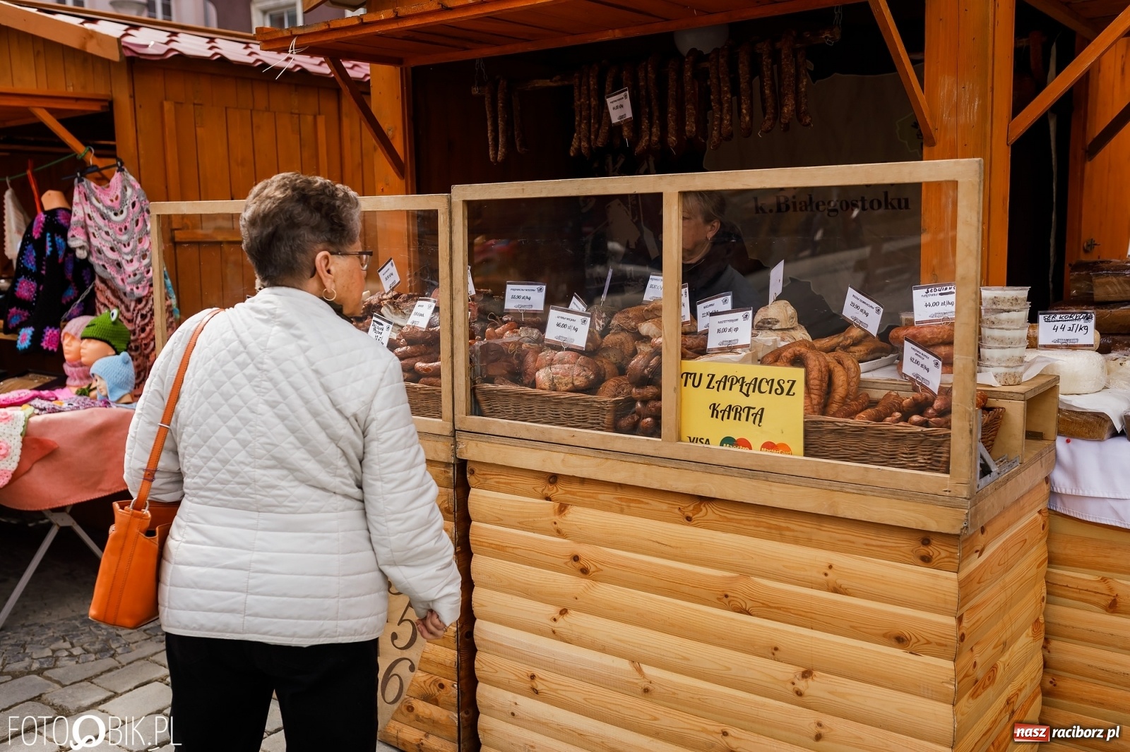 Zdjęcie w galerii na portalu naszraciborz.pl: Ruszył wiosenny raciborski jarmark wielkanocny [SPACER WIDEO] wiadomości z regionu