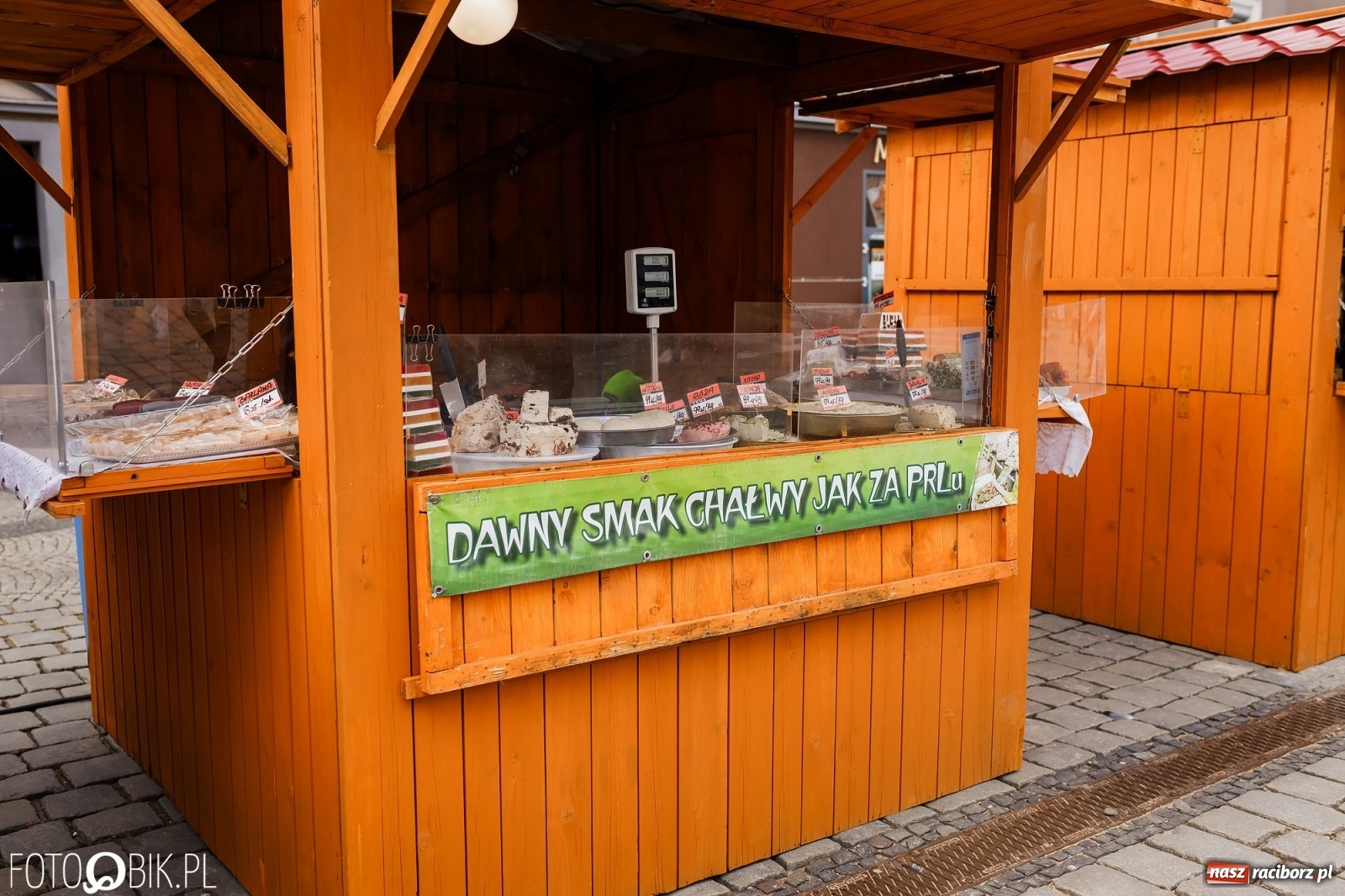 Zdjęcie w galerii na portalu naszraciborz.pl: Ruszył wiosenny raciborski jarmark wielkanocny [SPACER WIDEO] wiadomości z regionu