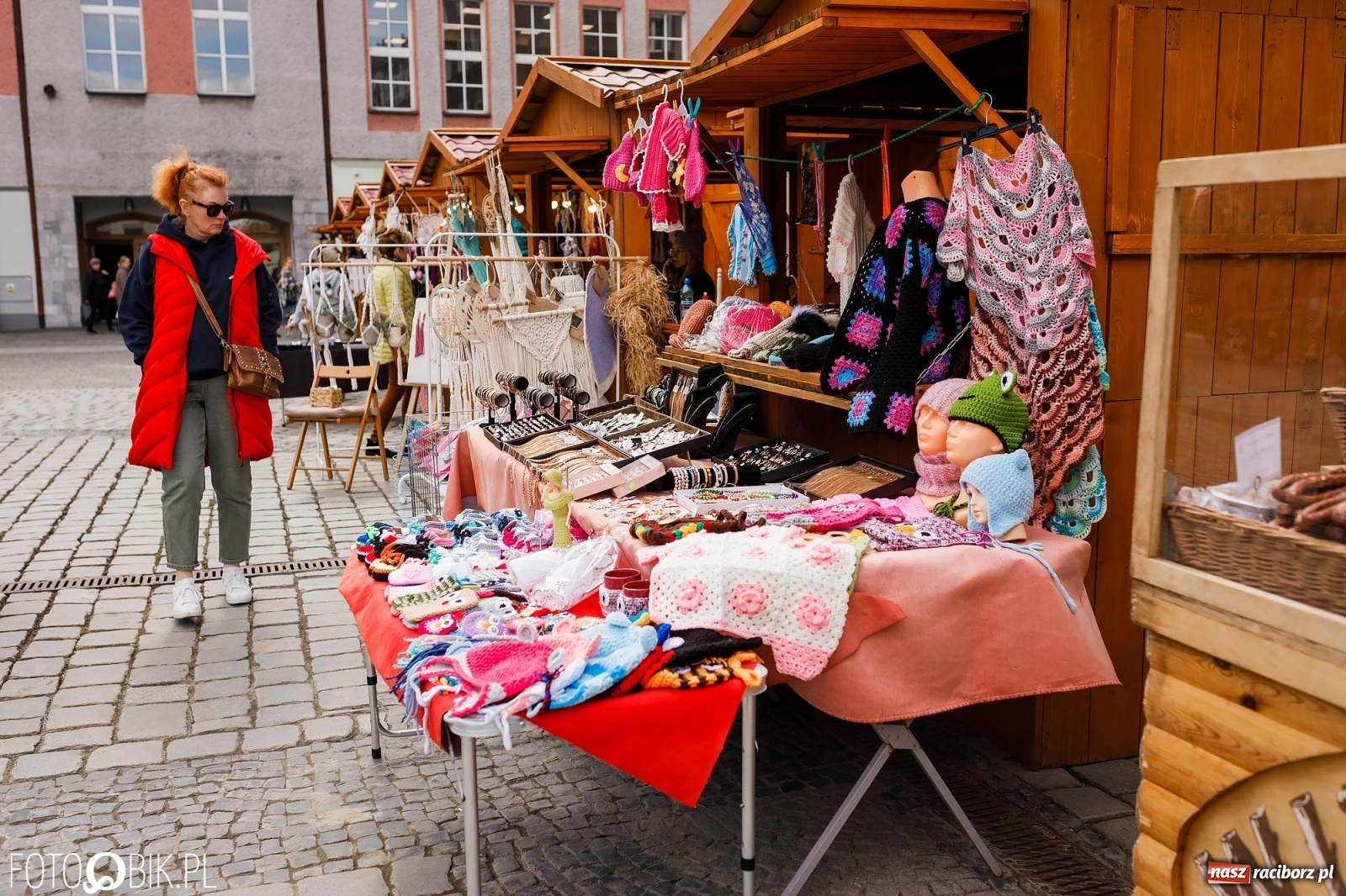 Zdjęcie w galerii na portalu naszraciborz.pl: Ruszył wiosenny raciborski jarmark wielkanocny [SPACER WIDEO] wiadomości z regionu