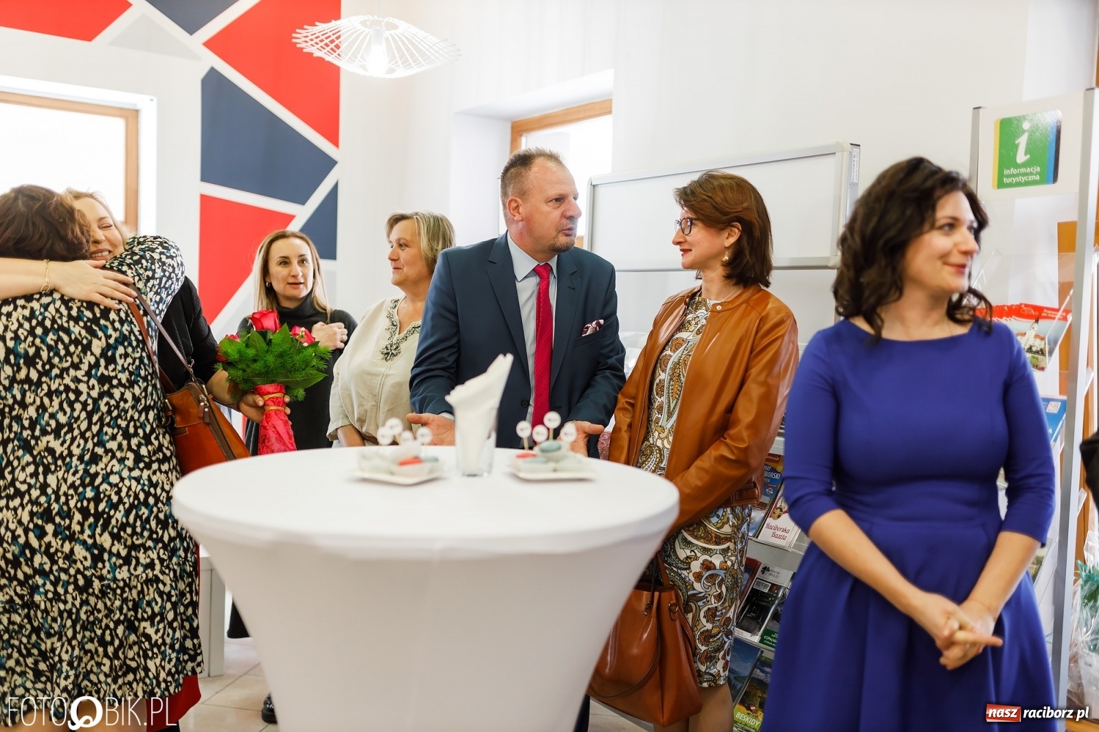 Zdjęcie w galerii na portalu naszraciborz.pl: Visit Racibórz - ratusz reaktywował punkt informacji turystycznej przy ul. Długiej wiadomości z regionu