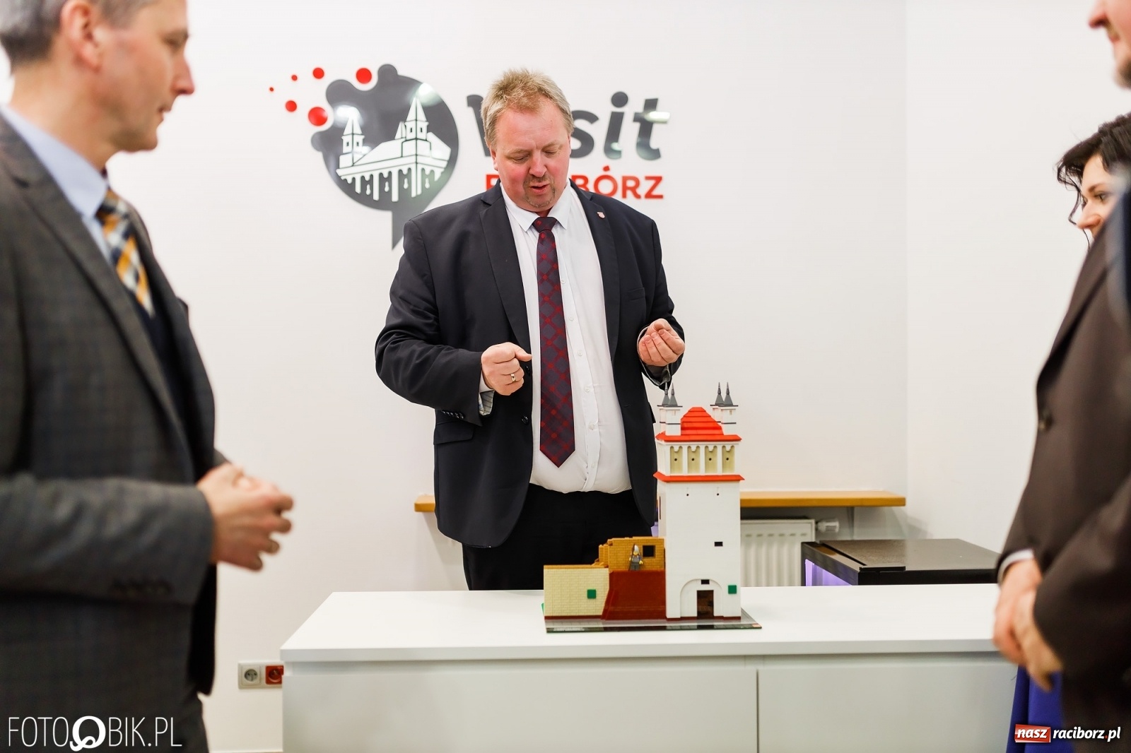 Zdjęcie w galerii na portalu naszraciborz.pl: Visit Racibórz - ratusz reaktywował punkt informacji turystycznej przy ul. Długiej wiadomości z regionu