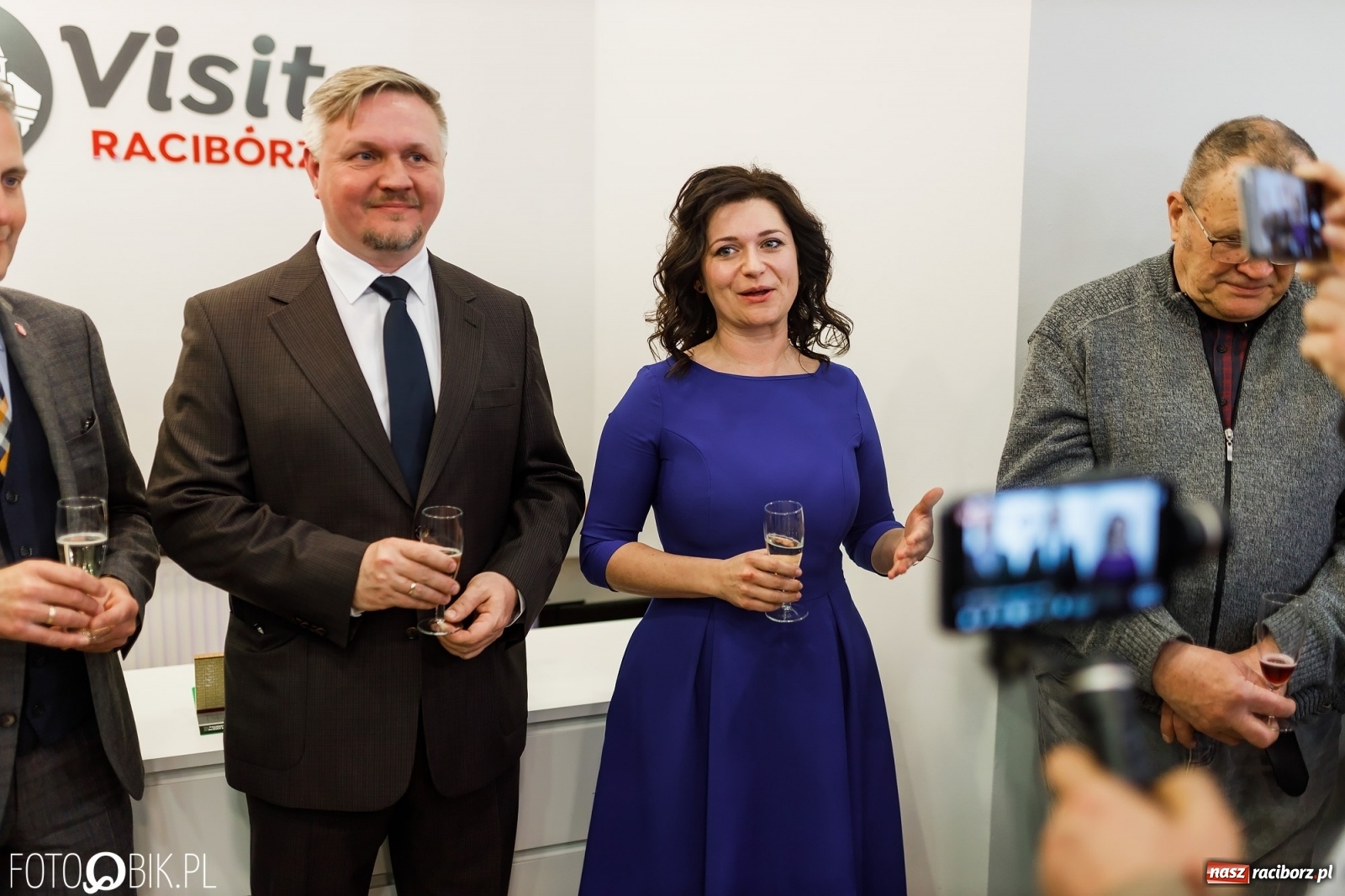 Zdjęcie w galerii na portalu naszraciborz.pl: Visit Racibórz - ratusz reaktywował punkt informacji turystycznej przy ul. Długiej wiadomości z regionu