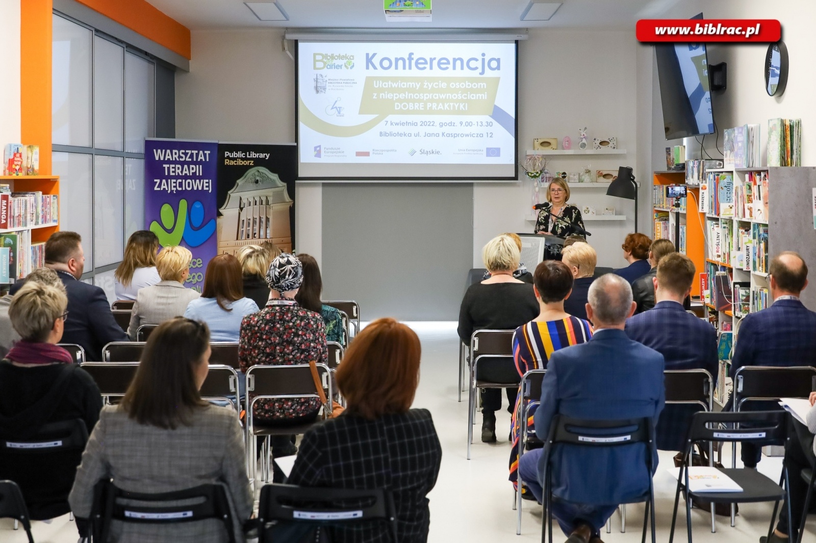 Zdjęcie w galerii na portalu naszraciborz.pl: W bibliotece rozmawiano o problemach osób z niepełnosprawnościami wiadomości z regionu