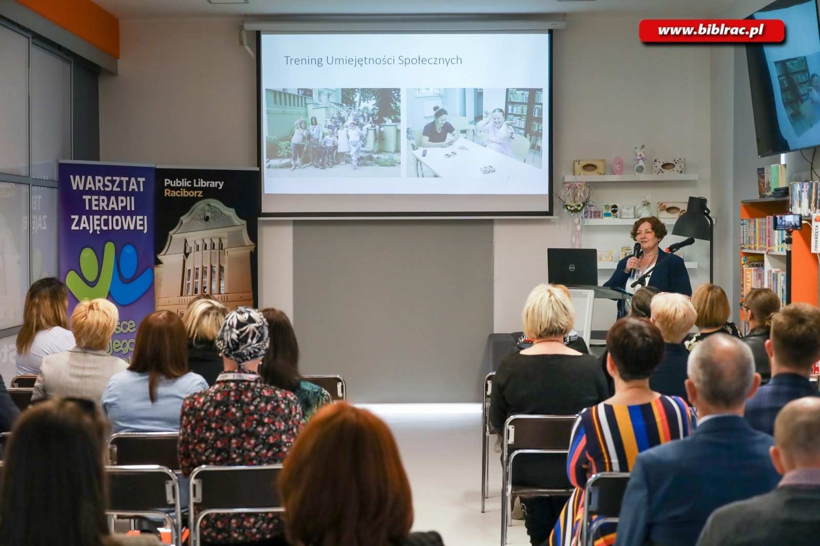 Zdjęcie w galerii na portalu naszraciborz.pl: W bibliotece rozmawiano o problemach osób z niepełnosprawnościami wiadomości z regionu