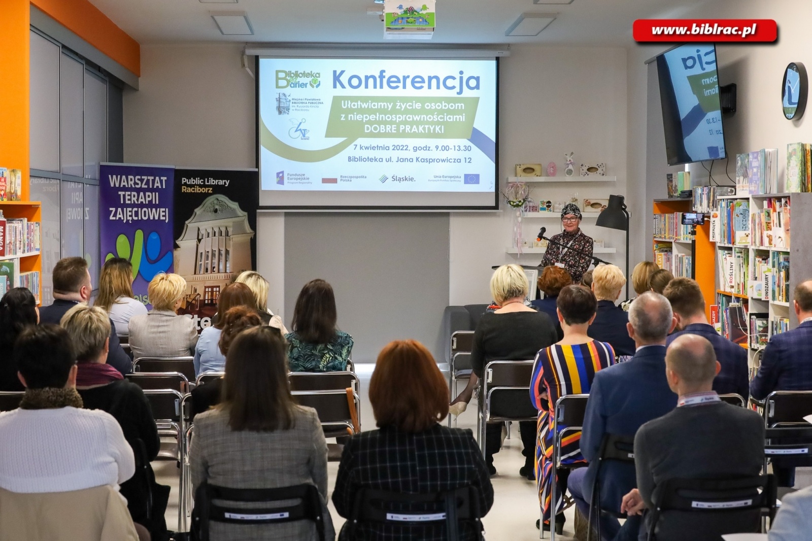 Zdjęcie w galerii na portalu naszraciborz.pl: W bibliotece rozmawiano o problemach osób z niepełnosprawnościami wiadomości z regionu