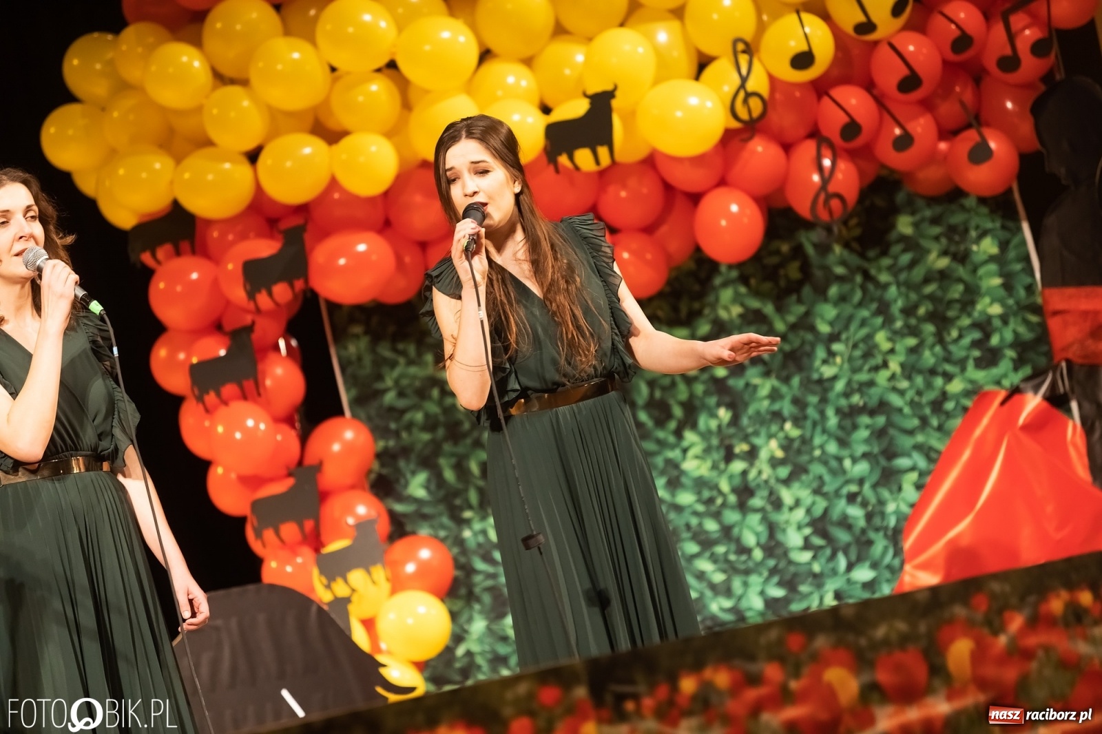 Zdjęcie w galerii na portalu naszraciborz.pl: Koncert laureatów konkursu piosenki hiszpańskojęzycznej wiadomości z regionu