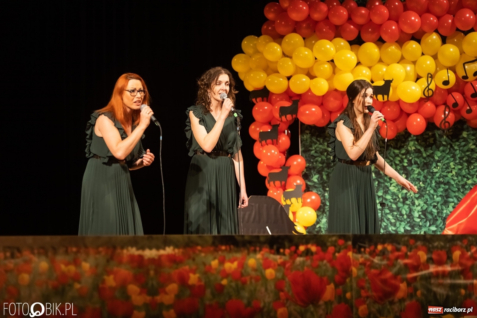 Zdjęcie w galerii na portalu naszraciborz.pl: Koncert laureatów konkursu piosenki hiszpańskojęzycznej wiadomości z regionu