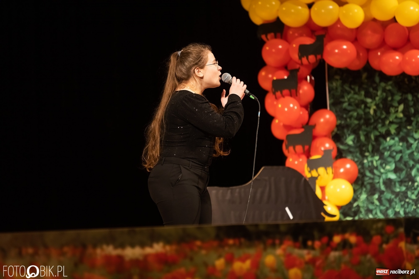 Zdjęcie w galerii na portalu naszraciborz.pl: Koncert laureatów konkursu piosenki hiszpańskojęzycznej wiadomości z regionu