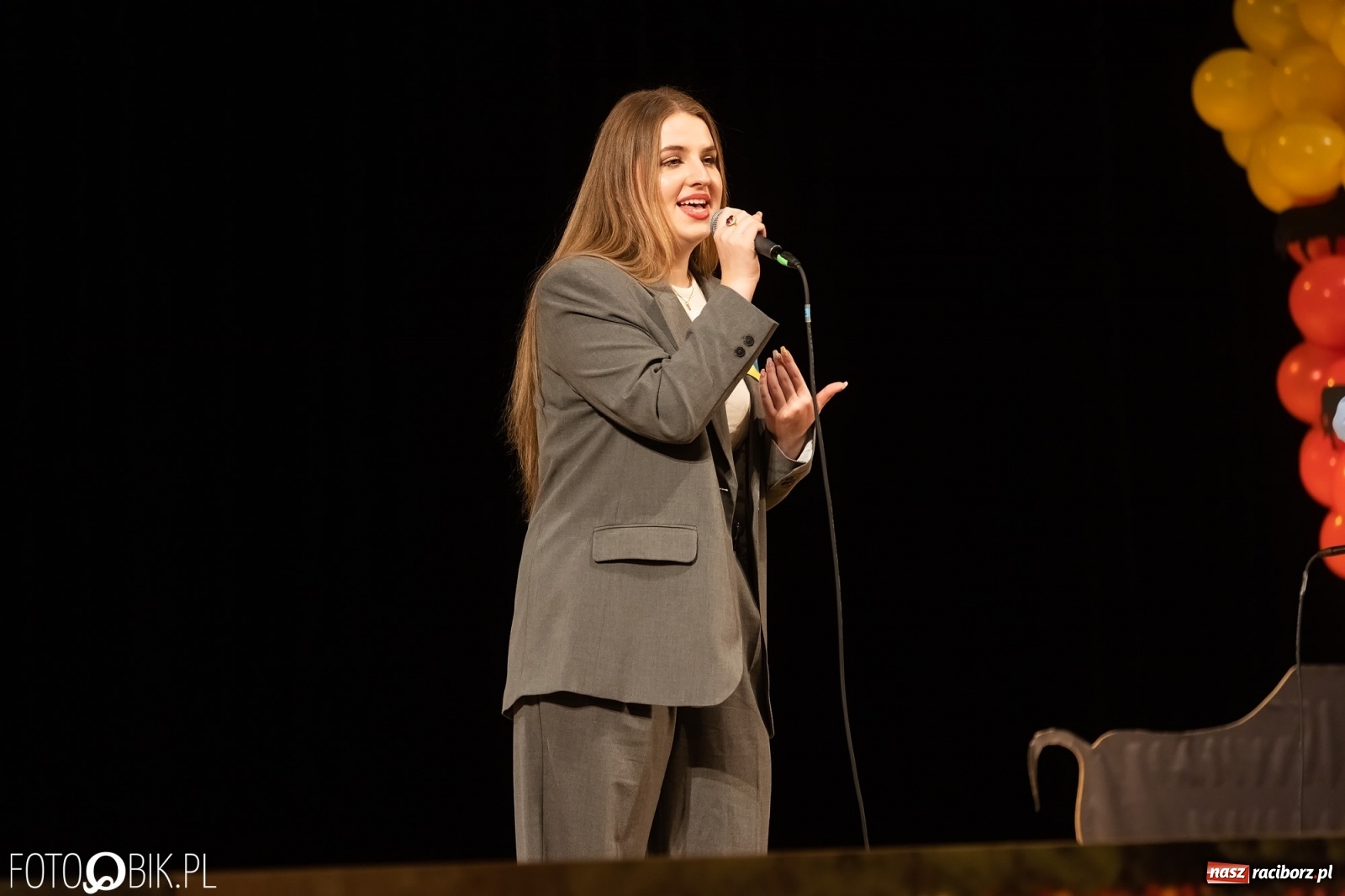 Zdjęcie w galerii na portalu naszraciborz.pl: Koncert laureatów konkursu piosenki hiszpańskojęzycznej wiadomości z regionu