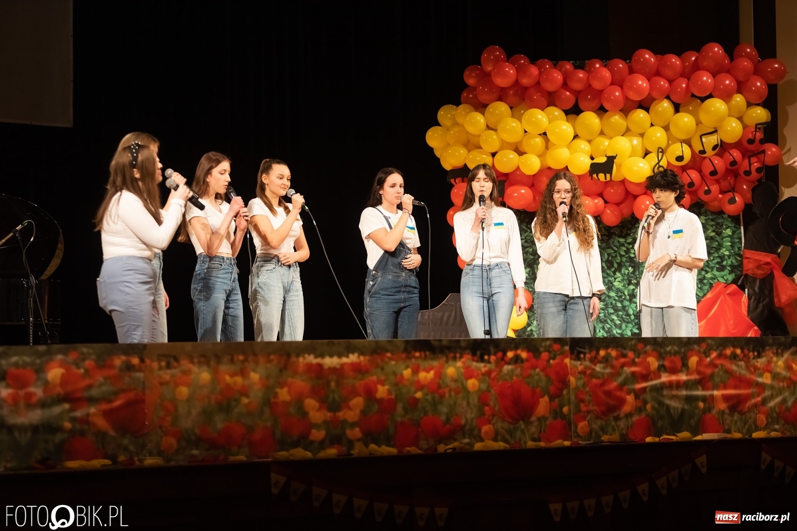 Zdjęcie w galerii na portalu naszraciborz.pl: Koncert laureatów konkursu piosenki hiszpańskojęzycznej wiadomości z regionu